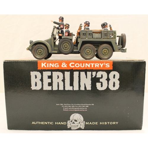 193 - King & Country. Berlin 38 LAH Recce Truck No LAH079 with 6 figures, mint in excellent box. (See phot... 