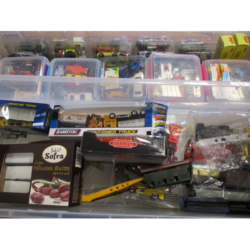 200 - Unboxed collection including Hot Wheels, Jada, Lledo, Maisto, Solido, Universal Hobbies etc, ranges ... 