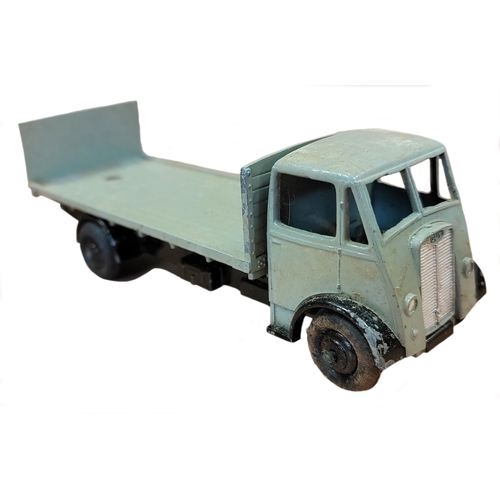 252 - Dinky. Supertoys range generally good to very good in fair to good plus boxes with No.501 Foden Dies... 