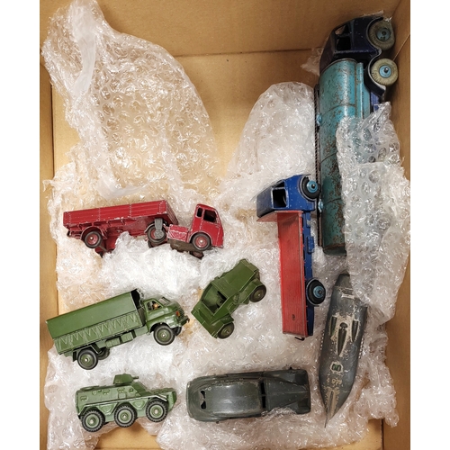 260 - Dinky. Early collection generally fair to very good with No.571 Coles Mobile Crane (poor box), and u... 