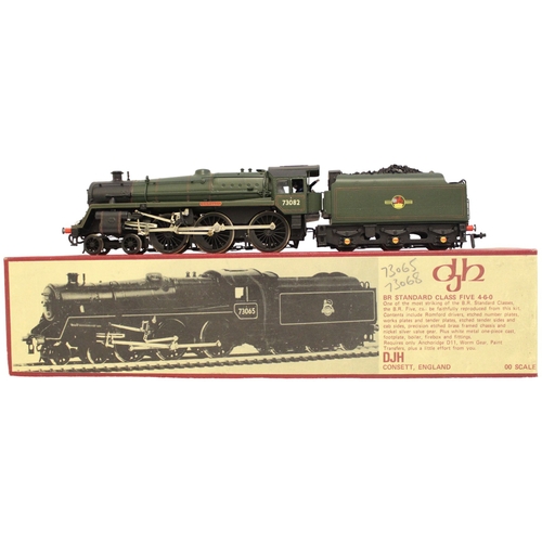 335 - DJH. OO gauge kit built BR Standard Class 5 4-6-0 BR 73082 'Camelot' lined green K35 locomotive and ... 