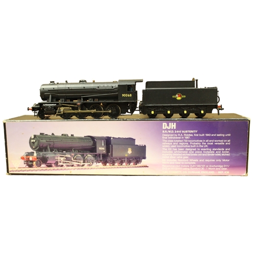 337 - DJH. OO gauge kit built BR/WD Austerity Class 4-8-0 BR 90068 black K38 locomotive and tender, near m... 