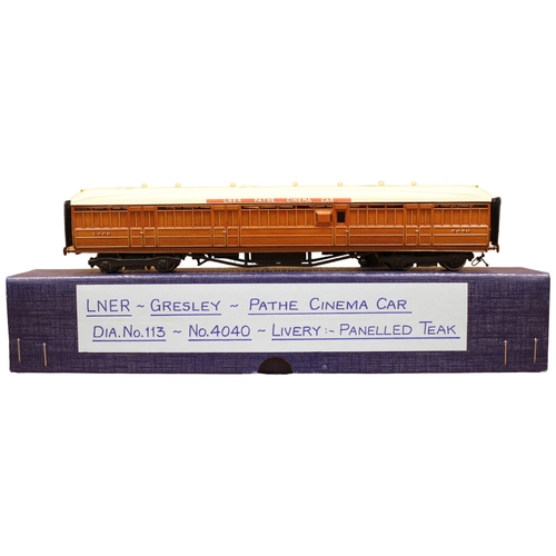 385 - Lawrence Scale Models. Range of OO gauge kit built LNER 'Gresley' panelled teak coaches, generally m... 