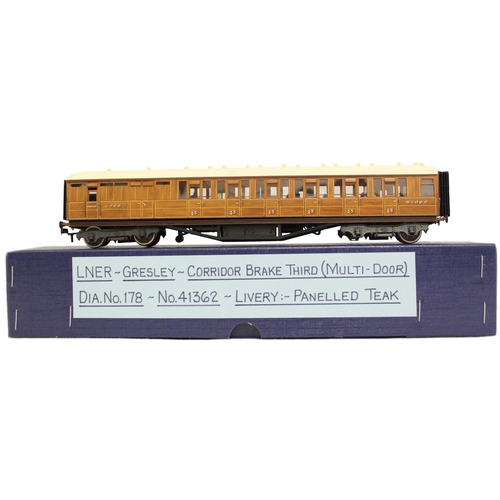 395 - Lawrence Scale Models. Range of OO gauge kit built LNER 'Gresley' panelled teak coaches, generally m... 