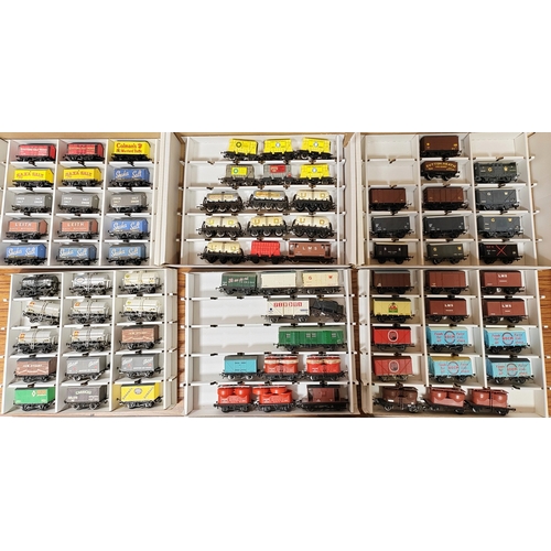 420 - Collection generally very good to excellent mostly unboxed OO gauge coaches and wagons from Dapol, H... 