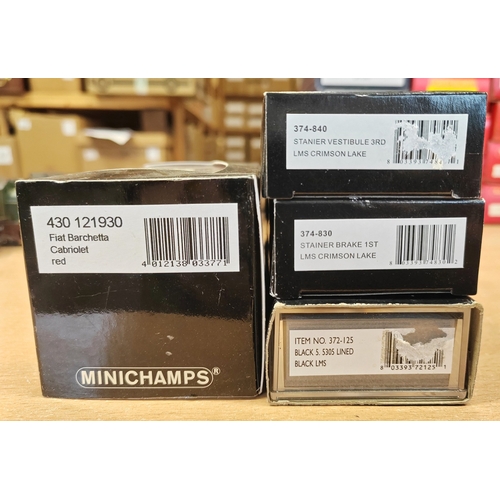 427 - OO gauge misc. collection generally excellent to mint in mostly good plus to very good boxes with co... 