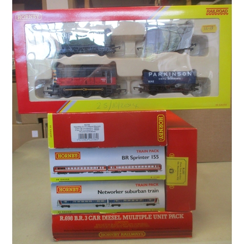 542 - Hornby. Range of OO gauge train packs, generally mint in excellent to near mint boxes, with R297, R6... 