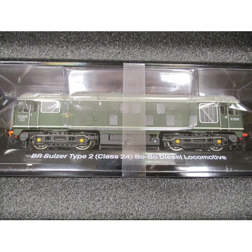 578 - Suttons Locomotive Workshop. OO gauge BR/ Sulzer type 2 green diesel D5098 No 2405 generally mint in... 