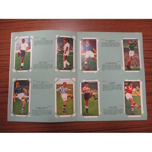 76 - Collection with A & B.C Football Quiz (64), Mixed sets, Typhoo Tea Football Cards (36), Hornet Inter... 