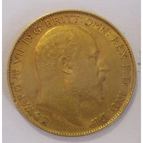 473 - Investment Gold lot - documents required. 1909 half sovereign fine. (Y)