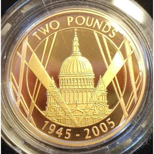 617 - Investment Gold Lot - documents required. 2005 £2 The End of WWII 60th Anniversary boxed gold proof ... 