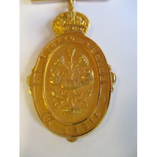 67A - KGV Kaisar-I-Hind 1st Class gold medal with ornate suspension brooch bar in box of issue attributed ... 