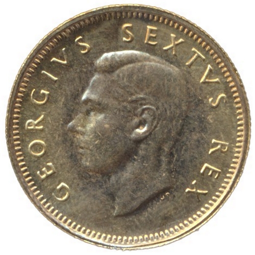 732 - Investment Gold Lot - documents required. South Africa. 1952 half pound extremely fine. (Y)