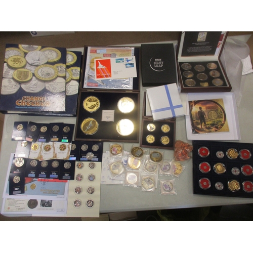 776 - Collection of uncirculated coin packs, covers and cards, with ranges of £5, £2 and 50p, pair of Chan... 