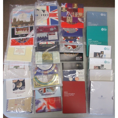 782 - Collection of uncirculated year and individual coin packs, with ranges of £5, £2 and 50ps, year sets... 