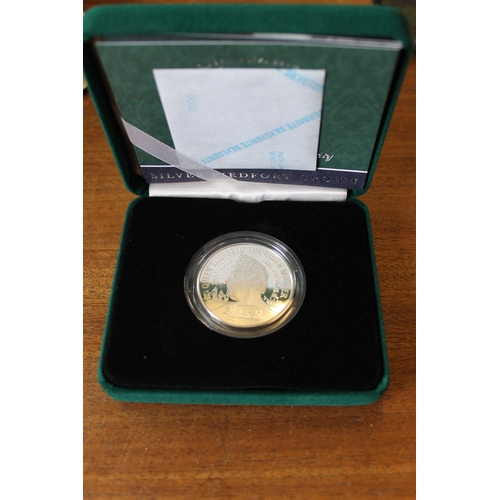 792 - Boxed silver piedfort proofs FDC with £5 2000 Queen Mother, £1 1984-87 4 coin set, 1985, 88, 2000 in... 