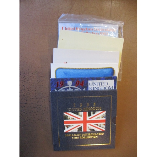 794 - Collection with Royal Mint uncirculated year packs 1982, 1986-88 and 1994-2001. Royal Mint uncircula... 