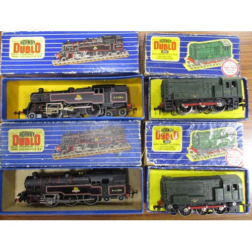 505 - Hornby Dublo. Collection of locomotives incuding diesel 3-rail BR green D5713 No. 3233, tank 80054 2... 