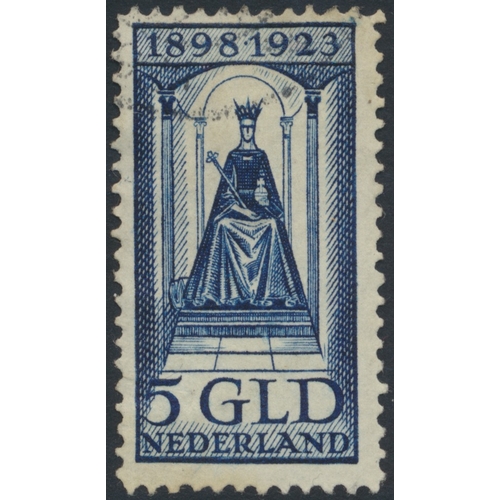 244 - Netherlands. Early to modern used coln in 1 ringbinder, incl 1852-6 vals to 15c, 1864 vals to 15c, 1... 