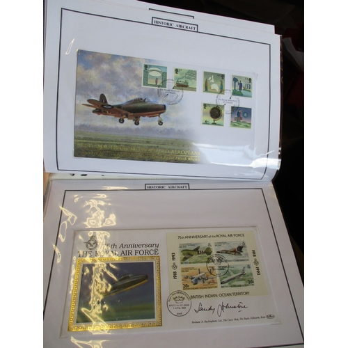 117 - Thematics. Aviation. Mainly modern coln in 12 ringbinders. Covers, postcards and stamps are somewhat... 