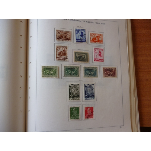 202 - Bulgaria. Early to modern M/U coln 4 albums and 4 stockbooks, incl 1879 vals to 1f U, 1881 vals to 3... 