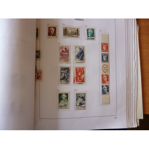 210 - France. M/U coln in 2 SG Davo albums, incl 1849 Ceres to 40c U, 1853 Napoleon vals to 80c U, 1862 va... 