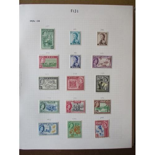 42 - QV-QEII Australia and Pacific Islands M/U coln in 2 SG Exeter albums and loose leaves, incl Australi... 