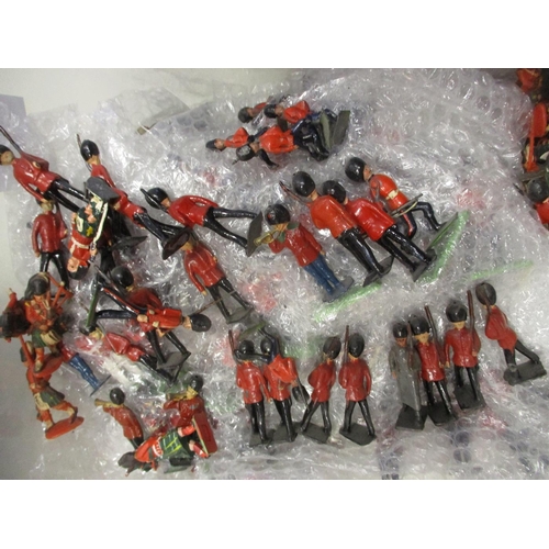 177 - Unboxed collection of metal and plastic figures, range of makers including Britains, Lone Star, Hilc... 