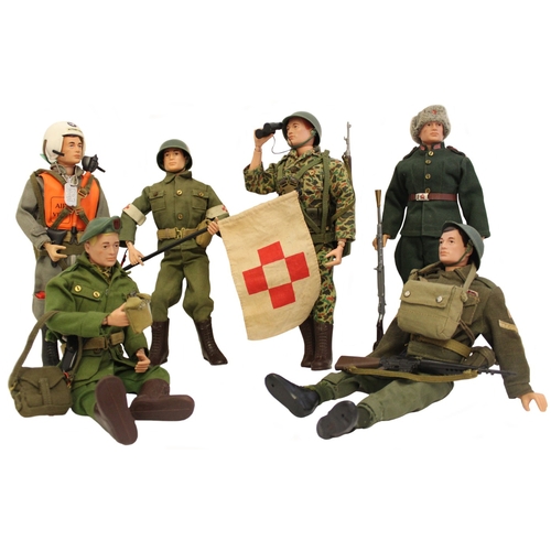 114 - Range of unboxed Palitoy Action Man figures generally very good to excellent with 'Paratrooper' in f... 
