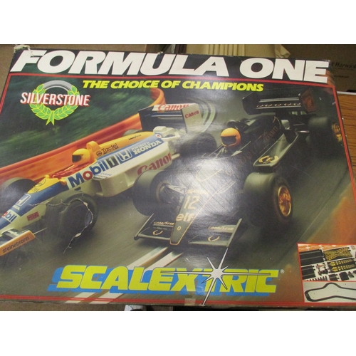164 - Scalextric. Collection including Bugatti Veyron No C3199 (not plinthed) Ferrari F430 GT No C3080, Re... 