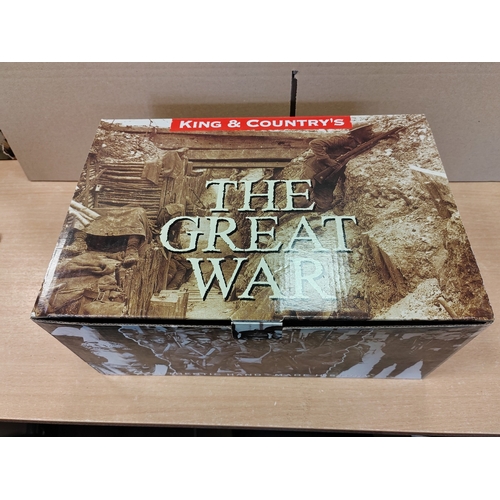 302 - King & Country. WW1 British Mk.IV Heavy Tank No.FW049 mint in excellent box. (See photo) (B)