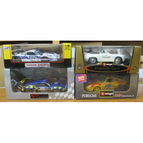 314 - 1990s onwards collection of mostly 1:18 and 1:24 scale cars, generally good to excellent in good to ... 