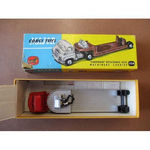 318A - Collection generally good to excellent in good to excellent boxes with Matchbox A2 Car Transporter, ... 