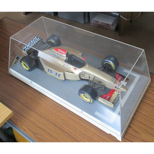 364 - Amalgam Models. Large scale Jordan Peugeot 197 F1 racing car, gold B & H livery, about excellent, re... 