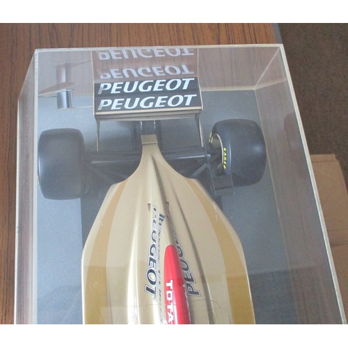 364 - Amalgam Models. Large scale Jordan Peugeot 197 F1 racing car, gold B & H livery, about excellent, re... 