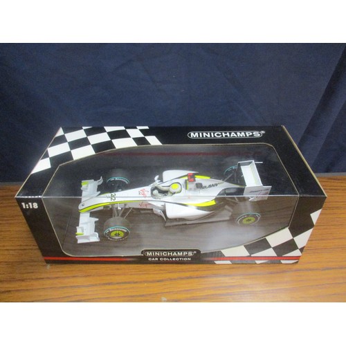 447 - Minichamps. 1:18 scale collection, generally mint in excellent to near mint boxes, includes limited ... 