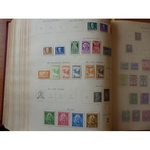 16 - World early to middle-period largely mounted mint coln in 2 SG New Ideal 'Foreign Countries' albums,... 