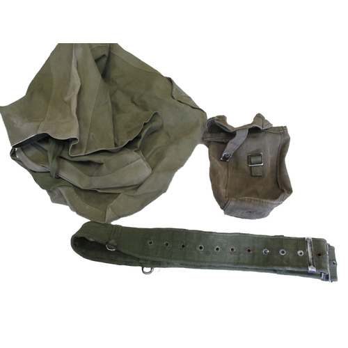 179 - 1958 Pattern webbing range including large pack, poncho and roll, webbing, yoke, 2 belts, 7 pouches ... 