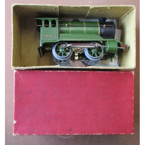 288 - Hornby. O gauge collection generally excellent in good to excellent boxes with 0-4-0 locomotives 184... 