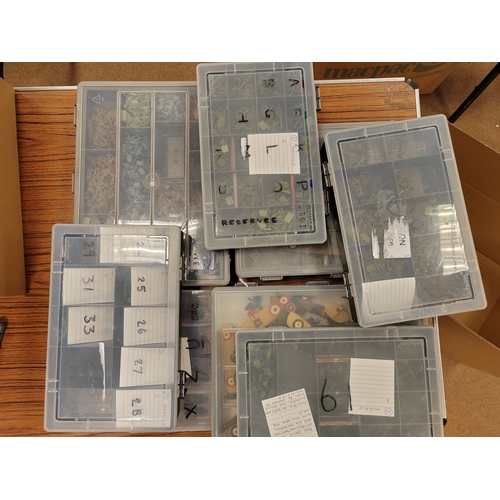 127 - Collection of unboxed various scale military vehicles mostly kit built planes, fighter jets, tanks, ... 