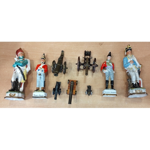 153 - Collection generally very good with unboxed Britains range of soldiers and cavalry, Kingsland cavalr... 