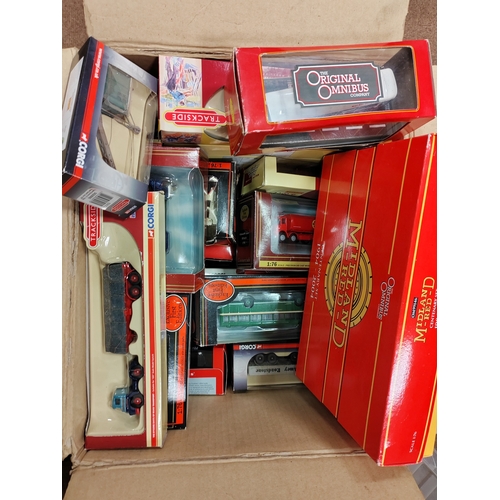 180 - Collection generally very good/near mint in mostly good/very good boxes with Burago, Corgi, EFE, Ska... 