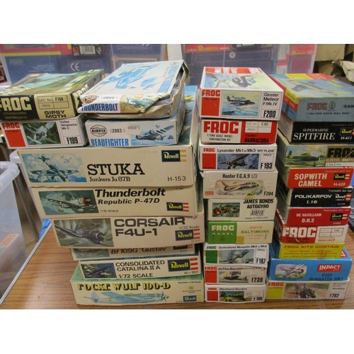 257 - Collection of aircraft with a range of scales including ranges from Airfix, Revell and majority Rove... 