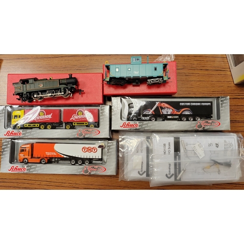 419 - Collection generally excellent/mint in mostly very good to excellent boxes with locomotives (13), co... 