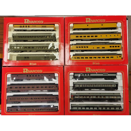 602 - Rivarossi. Range of sets generally mint in good/good plus boxes with HR2052, A set No.6964 and B set... 