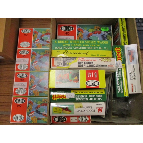 603 - Collection of OO gauge unmade kits including Airfix, Dapol, Heljan, white metal and plastic kits etc... 