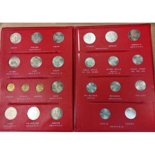 391 - Collection generally fair to good fine with some better with 1887 crown boxed with certificate, 1902... 