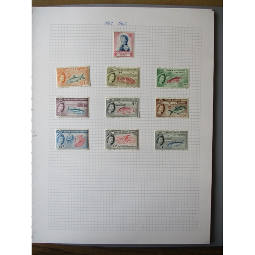 93 - BC, predominantly QEII, M/U coln in 5 vols and loose leaves. Hong Kong, St Helena, Turks and Caicos,... 