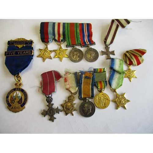 3 - Mixed range with:
1. 1914-15 Star to 199306 R. Waugh A.B. R.N.
2. WW1 BWM and Victory Medal to 25038... 