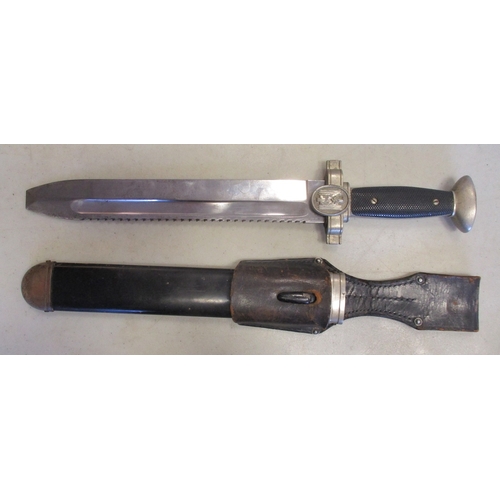 99 - Third Reich Red Cross Enlisted Man's dagger and scabbard, sawback blade, ricasso stamped Ges Geschut... 